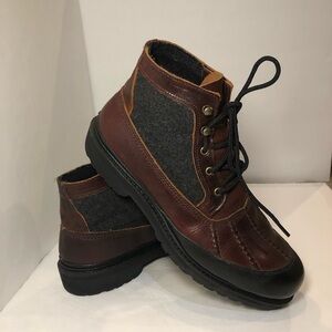 Allen Edmonds Canvasback Men's Brown and Black Lace-Up Boots Size 10 Made in USA
